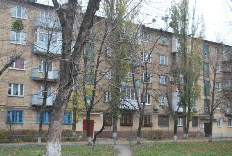 Оренда 1-кімнатної квартири 25 м², Соборності просп., 5Б
