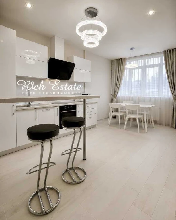 Оренда 1-кімнатної квартири 50 м², Кахи Бендукідзе вул., 2