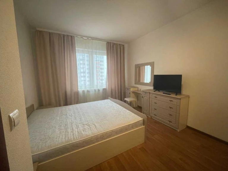 Оренда 1-кімнатної квартири 37 м², Софии Русовой вул., 7 (ЖБ