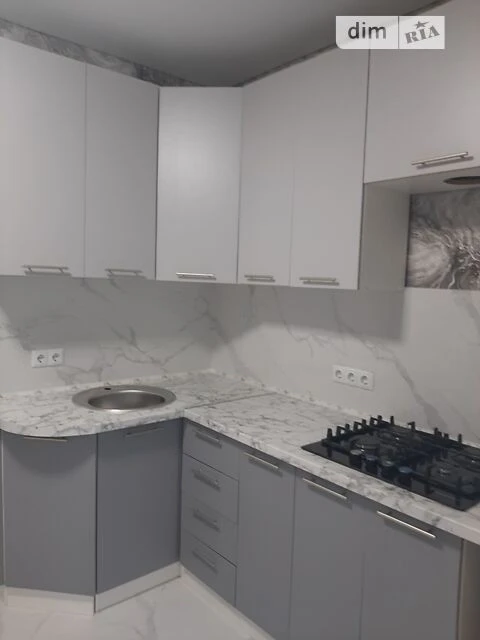 Оренда 1-кімнатної квартири 35 м², Лук'янівська вул., 21