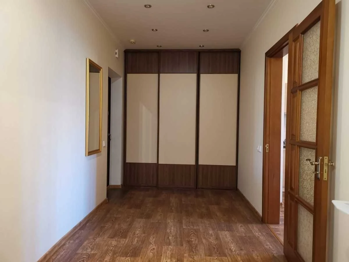 Оренда 1-кімнатної квартири 60 м², Урлівська вул., 11/44