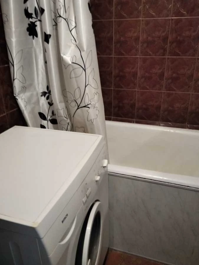 Оренда 3-кімнатної квартири 65 м², Володимира Маяковського п