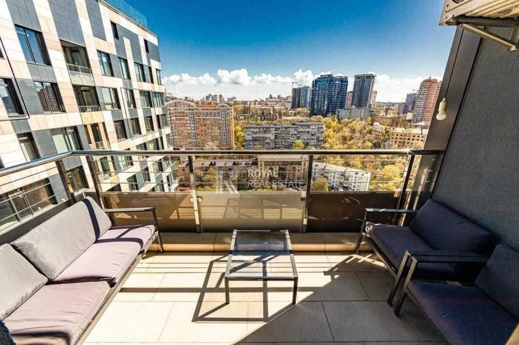 Оренда 3-кімнатної квартири 110 м², Івана Федорова вул., 2