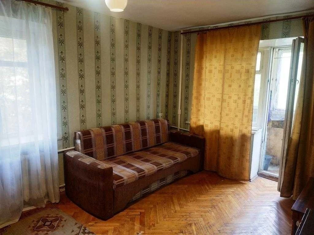 Оренда 1-кімнатної квартири 30 м², Любомира Гузара просп., 3