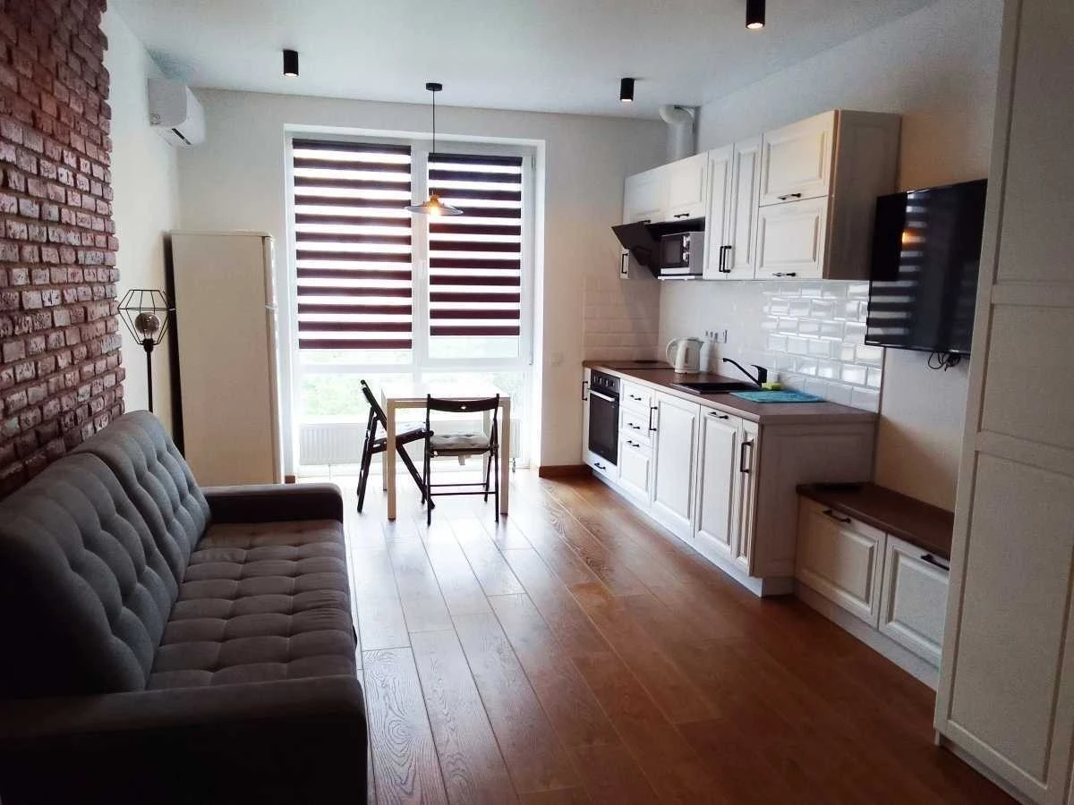 Оренда 1-кімнатної квартири 30 м², Миколи Соловцова вул., 2