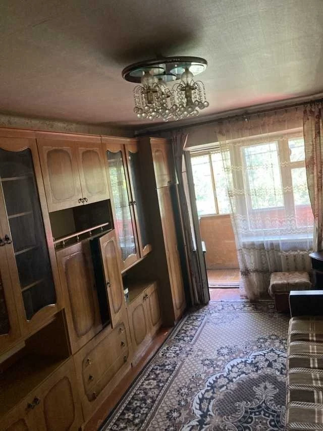 Оренда 1-кімнатної квартири 30 м², Вереснева вул., 12