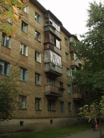 Оренда 1-кімнатної квартири 30 м², Вереснева вул., 12
