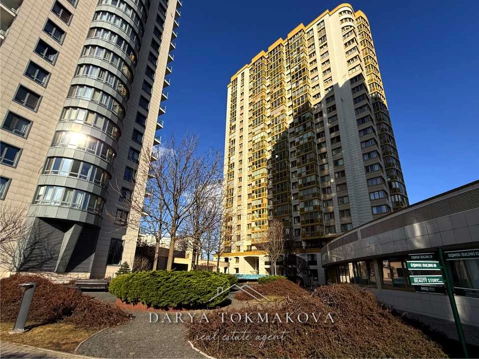 Квартира. Київ, Голосіївський просп. (40-річчя Жовтня)