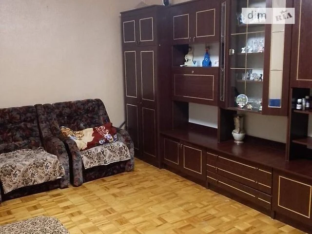 Здам в оренду кімнату на вул. Милославська 39/48 довгостроко