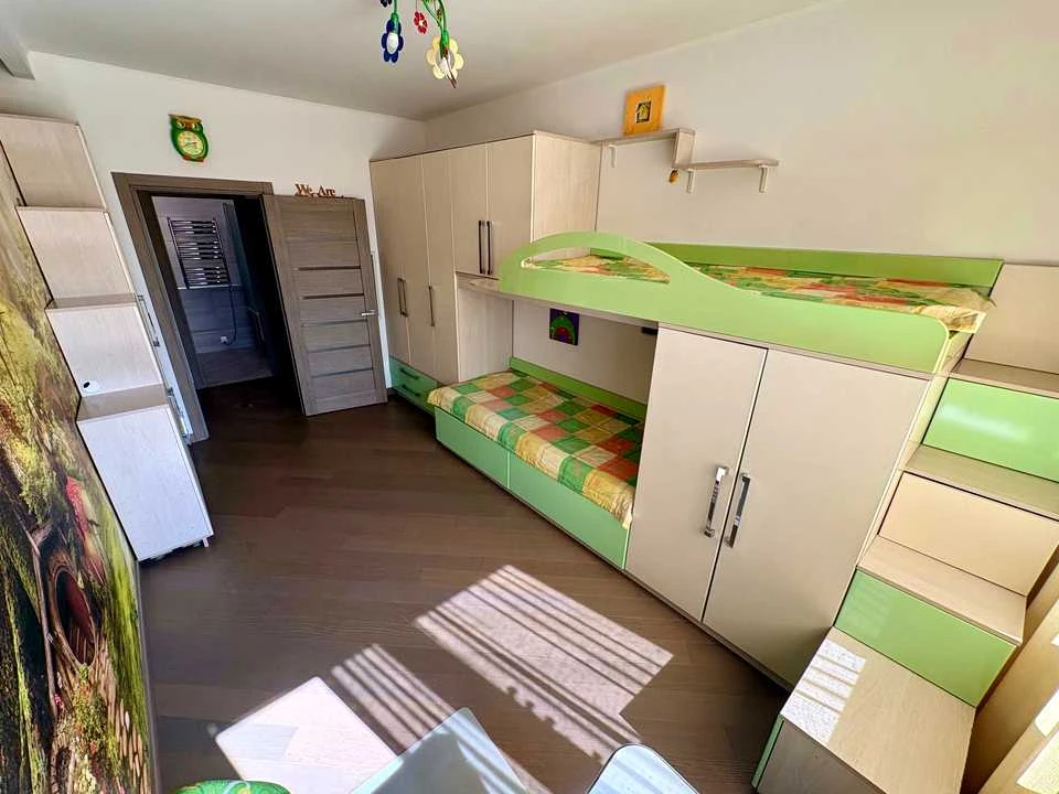 Квартира. Київ, Тбіліський пров.