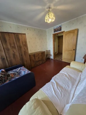 2-х кімнатна, вул. Вишняківська 5Б. станція метро Харківська