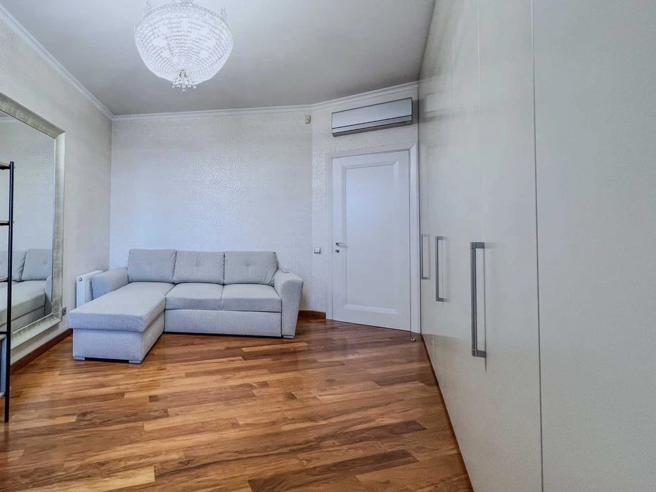 Оренда бульв. Тараса Шевченка 11а, 3 кімнати, 100 м², Театра