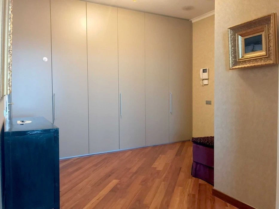 Оренда бульв. Тараса Шевченка 11а, 3 кімнати, 100 м², Театра