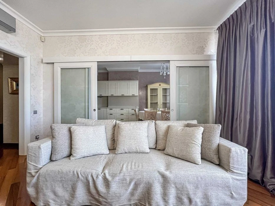 Оренда бульв. Тараса Шевченка 11а, 3 кімнати, 100 м², Театра