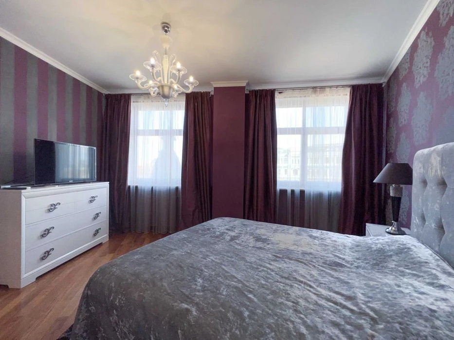 Оренда бульв. Тараса Шевченка 11а, 3 кімнати, 100 м², Театра