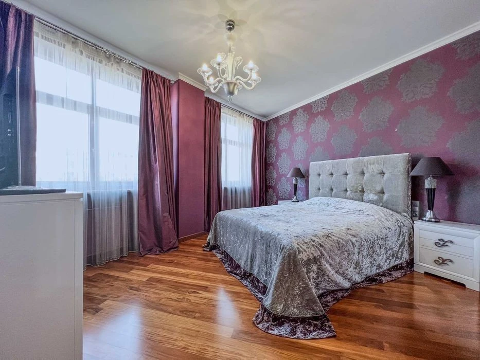 Оренда бульв. Тараса Шевченка 11а, 3 кімнати, 100 м², Театра