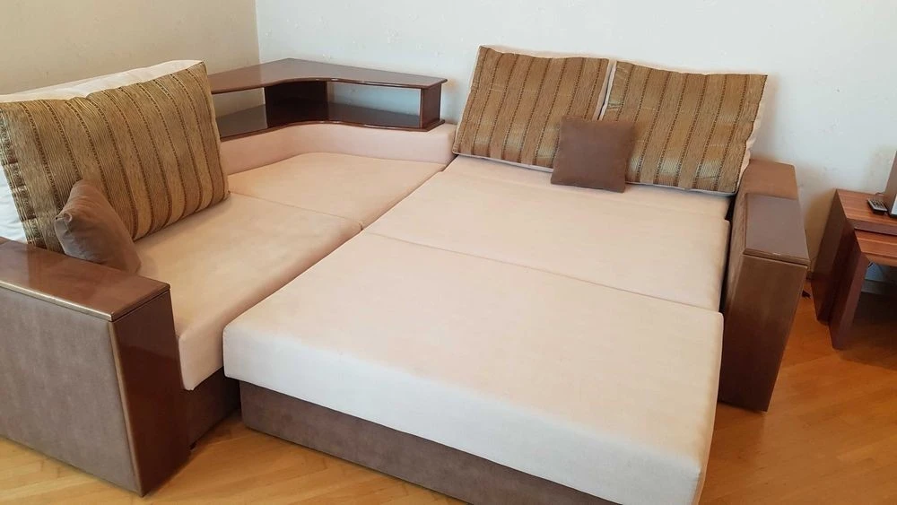 Здам квартиру 95 м2, дві роздільні кімнати і прохідний зал!