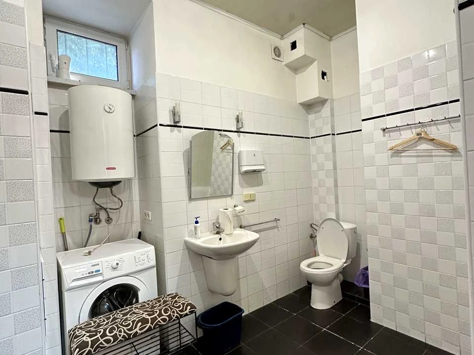 Квартира. Київ, Олеся Гончара вул.