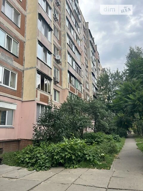 Sale of 1-room apartment 37 sq. m. on Vakhtang Kikabidze St. 6A •