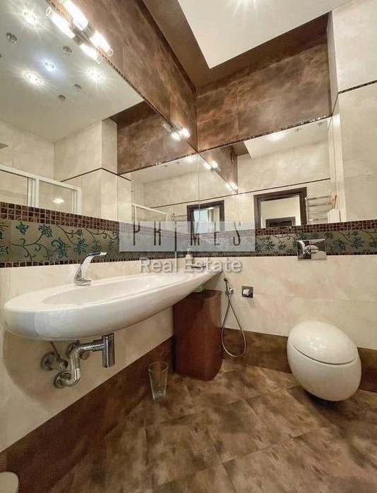 Оренда 1к/ Квартира 55 м2/ Андрія Верхогляда (Драгомирова),