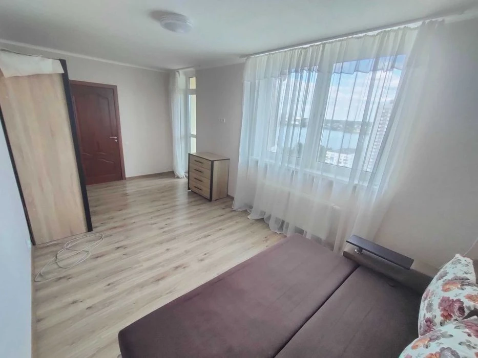 1 к. Соломії Крушельницької 15-В, м. Харківська, є резервне