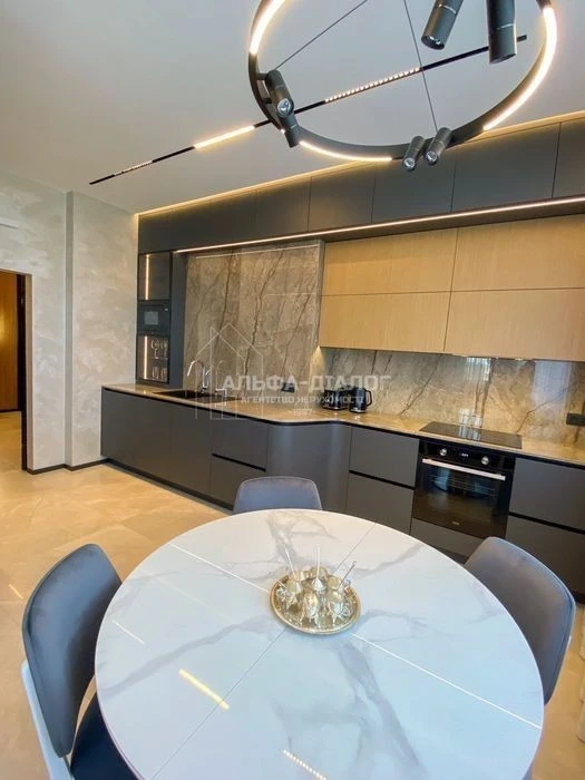 ПЕРША ЗДАЧА! 128 м² Дизайнерська квартира з панорамним видом