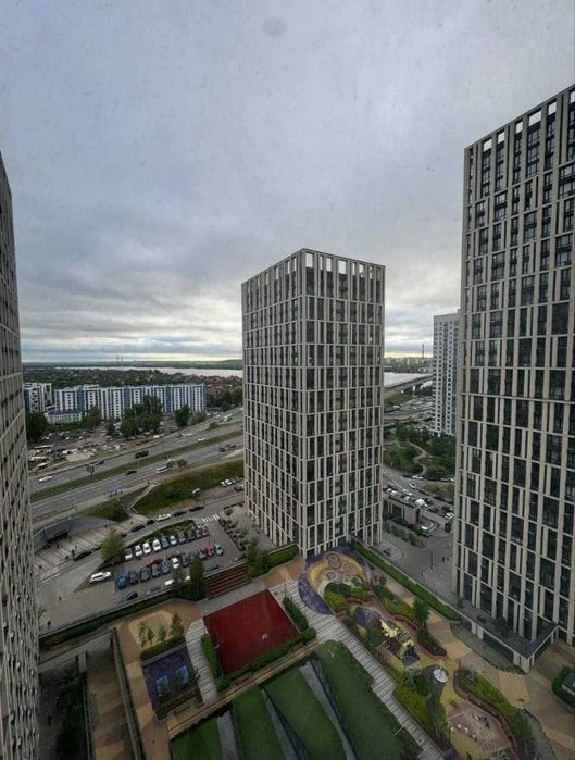 ! Оренда 1 кімнатна квартира 36 м2, ЖК " Славутич". 23000 гр