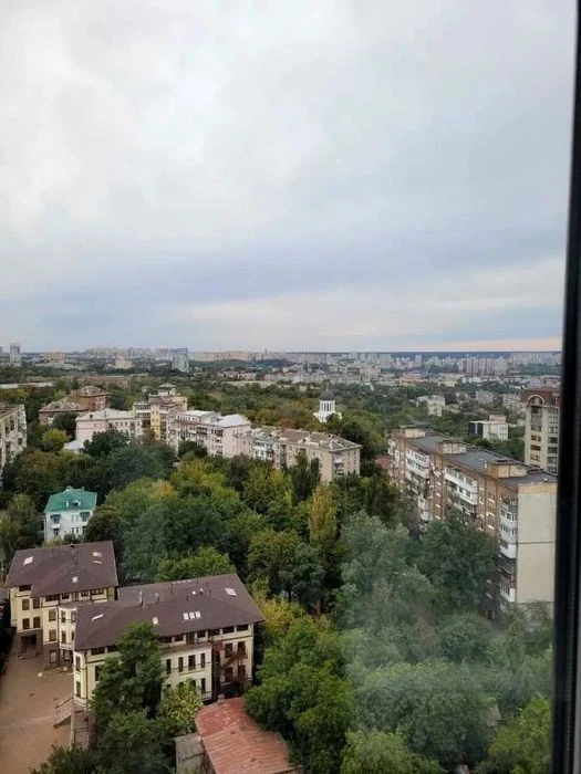 Оренда видової квартири з ремонтом у ЖК Хенесі Хаус (вул. На