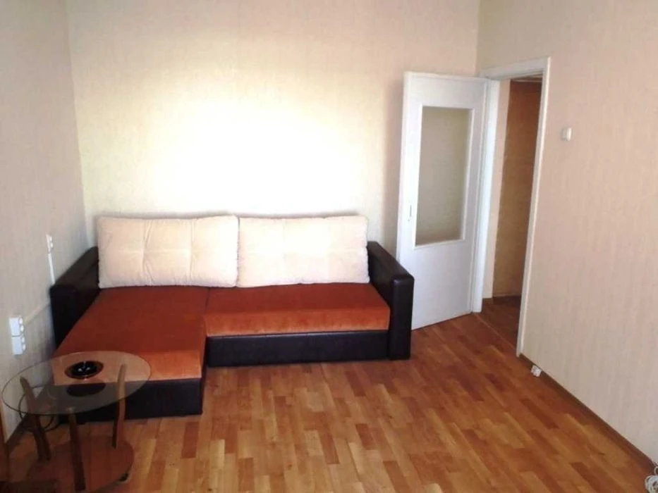 Здам 2-к. Проспект Берестейський, 5. Метро Вокзальна - 13 хв