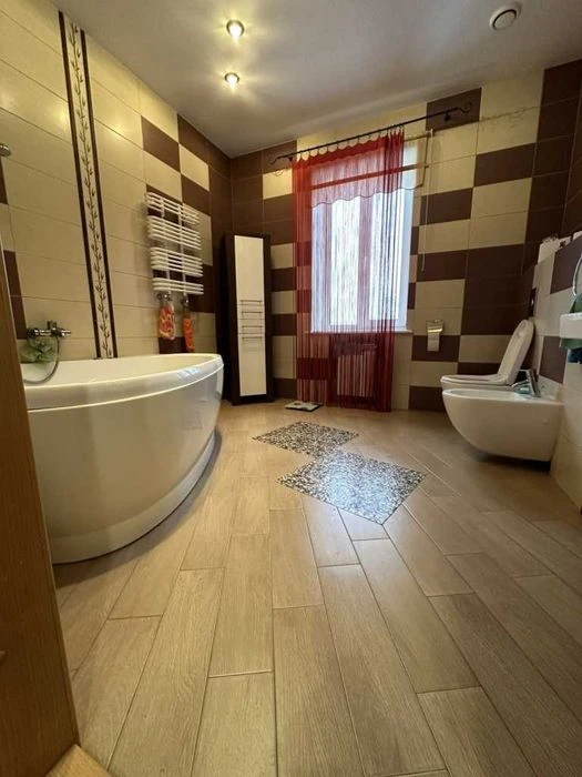 ‼️Половки‼️ Шикарний цегляний будинок, 270 м², 5 кімнат, 14