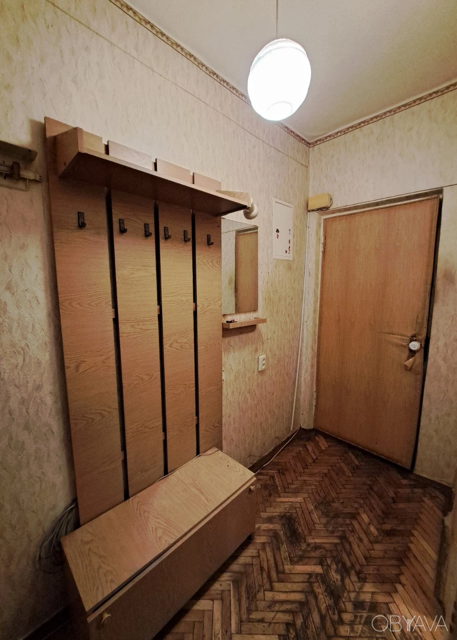Здам однокімнатну квартиру на Дарницькій площі без посередни