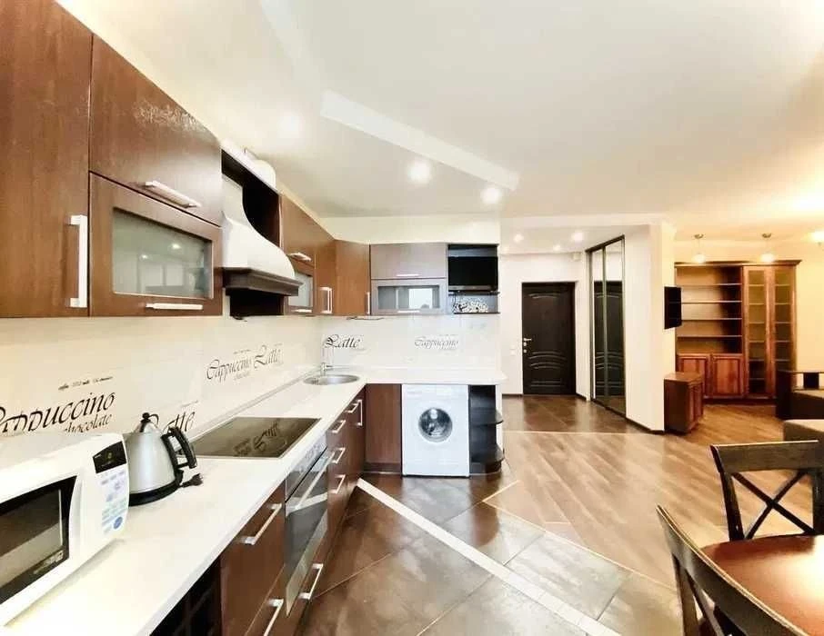 • 1-кімнатна квартира 47 м² по вул. Чавдар, 3 метро Осокорки