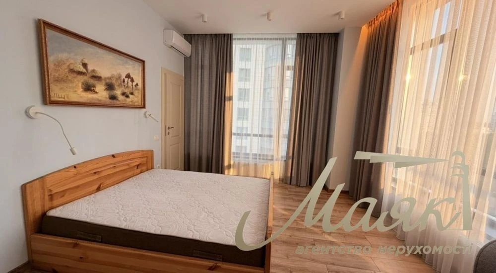 Оренда двухкімнатної квартири в ЖК Park Avenue VIP, метро Го