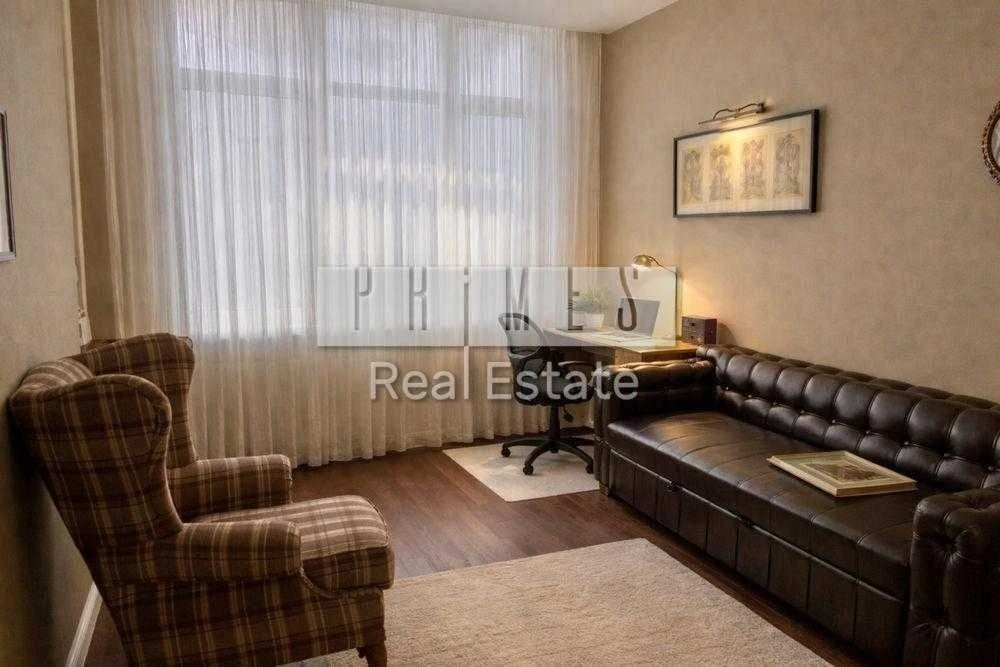 Оренда 5-кімнатного дворівневого пентхауса 190 м² ЖК Покровс