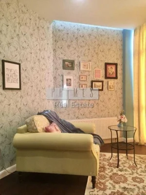Оренда 5-кімнатного дворівневого пентхауса 190 м² ЖК Покровс