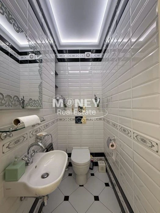 БЕЗ% Оренда квартири 123 м² Печерськ Клубний будинок Звірине