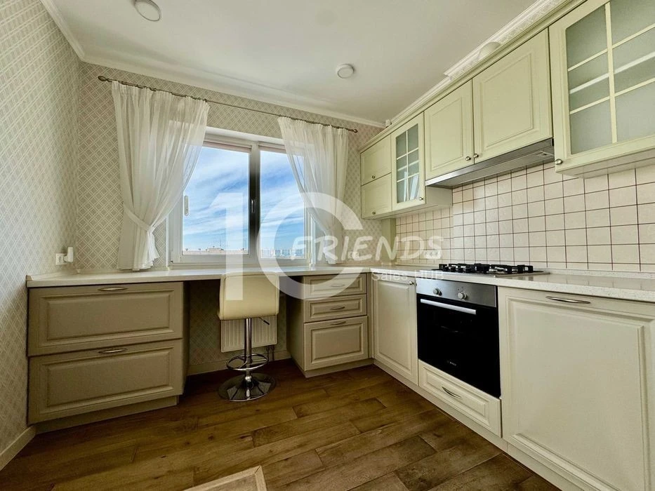 Оренда 2к квартира 90 м² ЖК Кришталеві Джерела Метрологічна