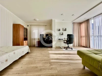 Оренда 2к квартира 90 м² ЖК Кришталеві Джерела Метрологічна