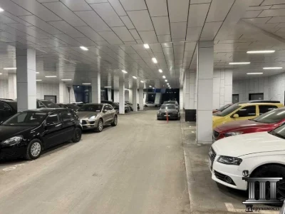 ВЛАСНИК ! 2-кімнатна роздільна, Генератор, рівень Бізнес-кла