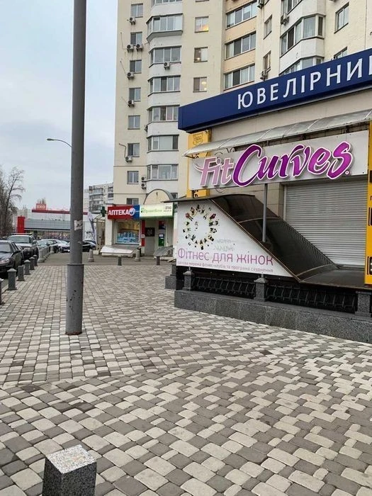 Оренда не житлового Оболонь Левка Лук'яненко 13а.