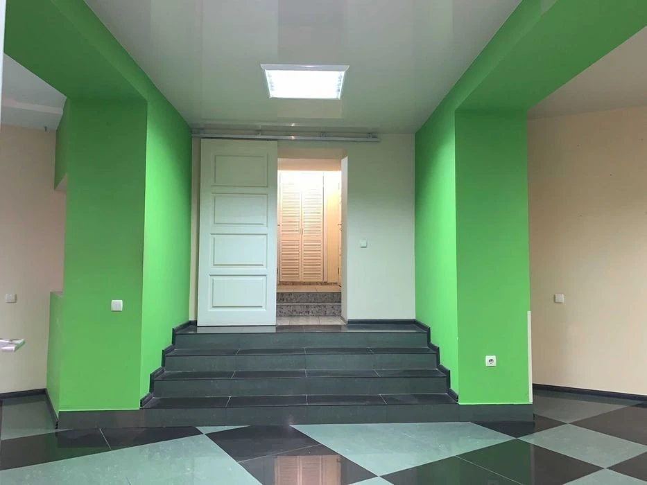 Оренда не житлового Оболонь Левка Лук'яненко 13а.