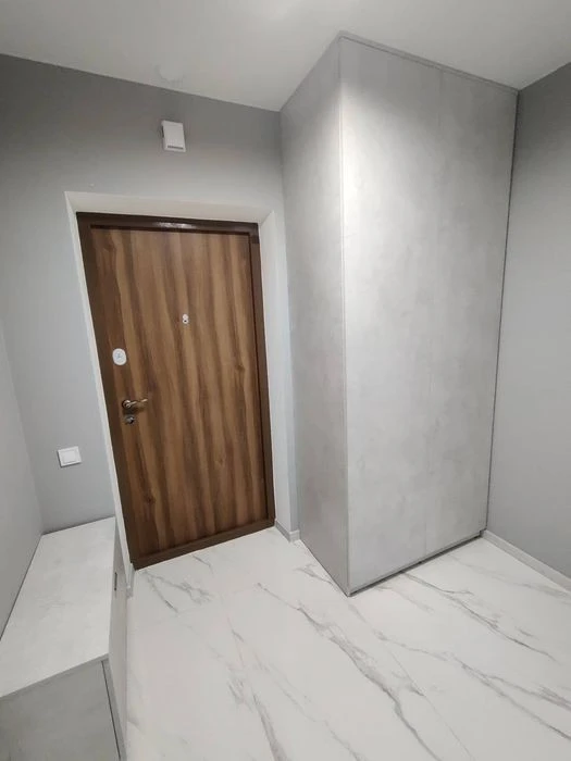 Європейського союзу, 51 (Правди), Варшавський+