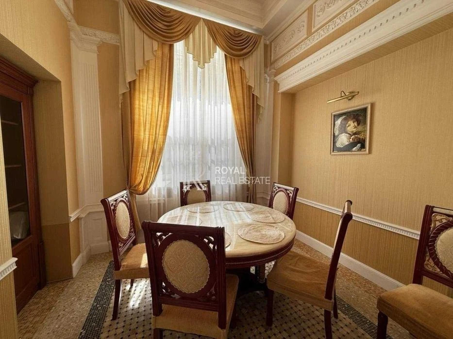 Оренда Квартира 156 м2 Печерськ Липки, вул. Заньковецької, 7