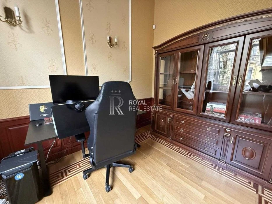Оренда Квартира 156 м2 Печерськ Липки, вул. Заньковецької, 7