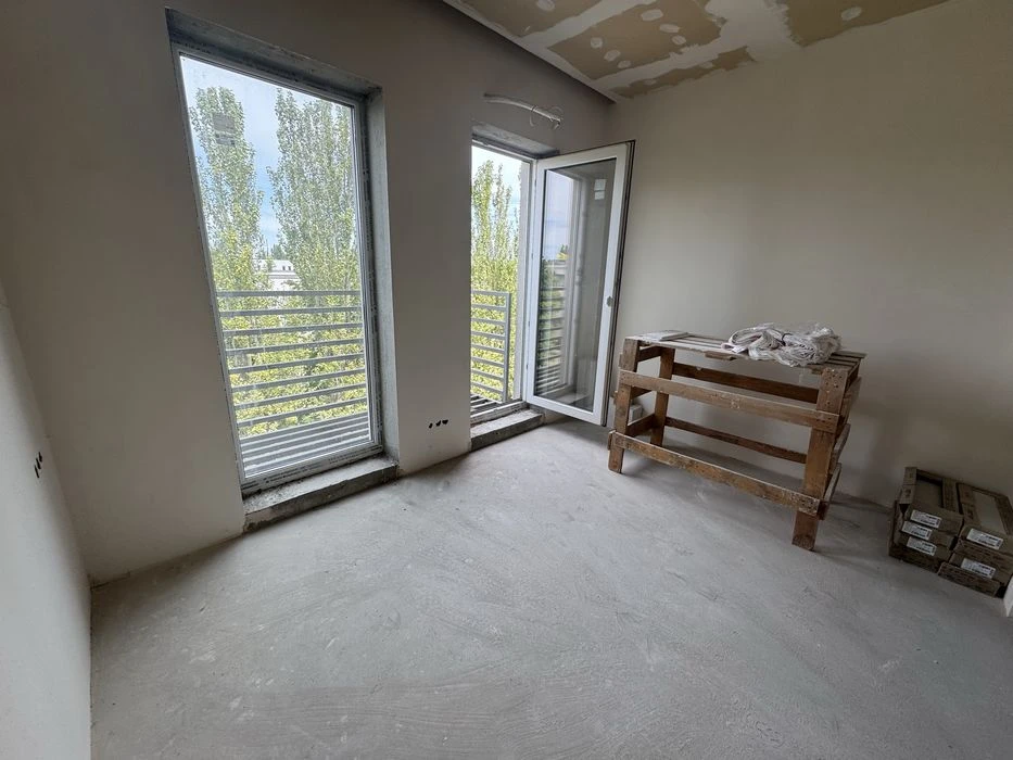 ЖК "Золотой столбы" | 36 м² | Балкон | 40% ремонта готово.