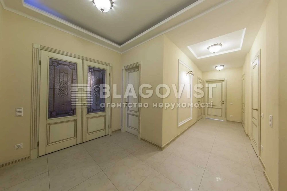 вул. Щекавицька 30/39 Поділ новий будинок