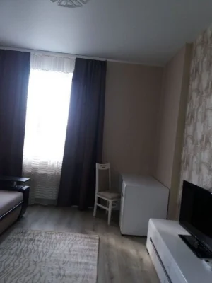 ЖК Старокиївський-метро КПІ 5-7 хв. Оренда 1-к. кв в будинку