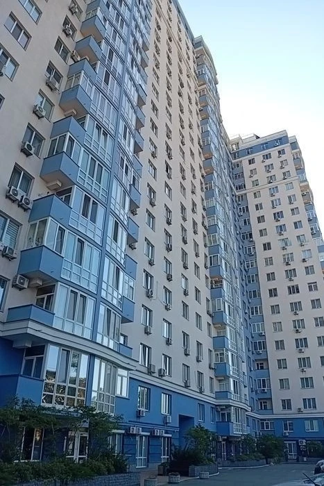 ЖК Старокиївський-метро КПІ 5-7 хв. Оренда 1-к. кв в будинку