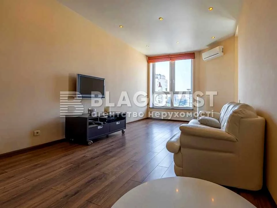 Apartment. Kyiv, Mokra St. (Kudryashova)