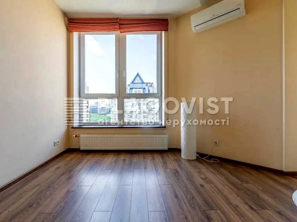 Apartment. Kyiv, Mokra St. (Kudryashova)